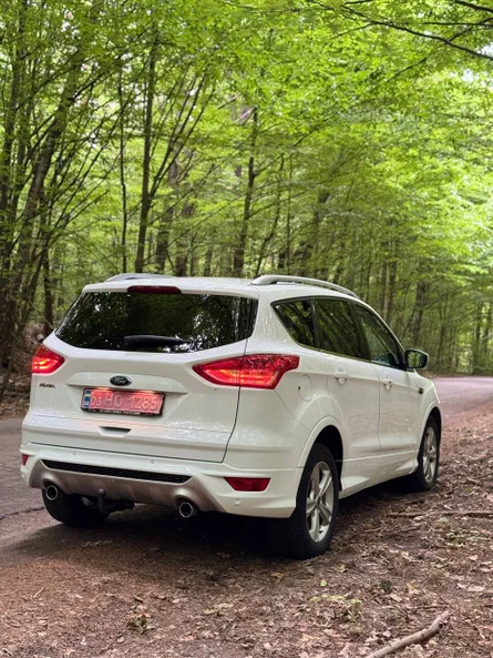 Ford Kuga 2015 - 4