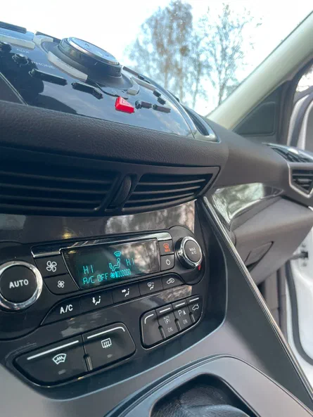 Ford Kuga 2015 - 11