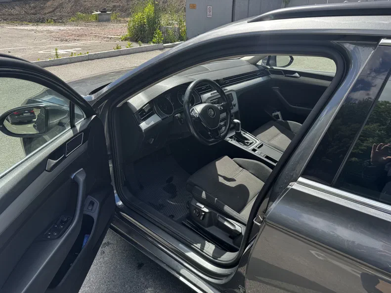 Volkswagen Passat 2015 - 12