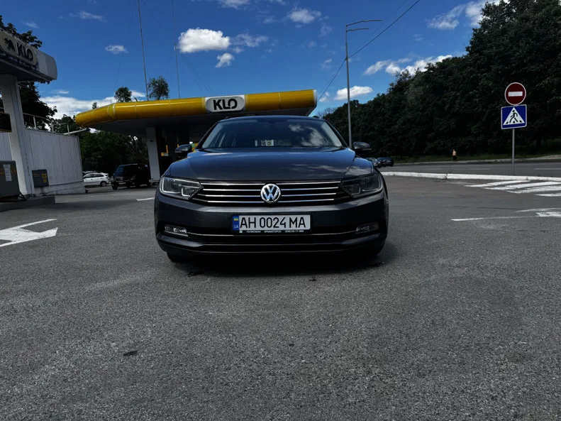 Volkswagen Passat 2015 - 1
