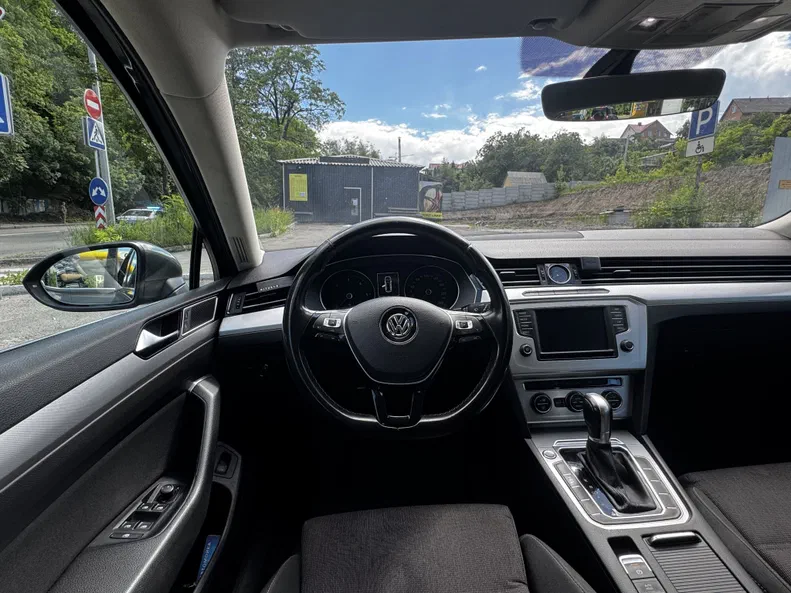 Volkswagen Passat 2015 - 9