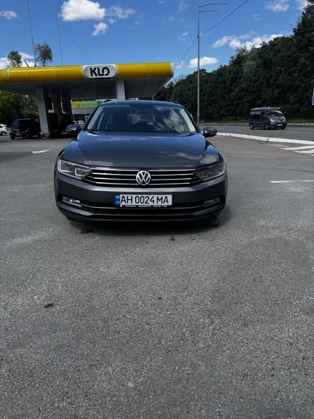 Volkswagen Passat 2015 - 0