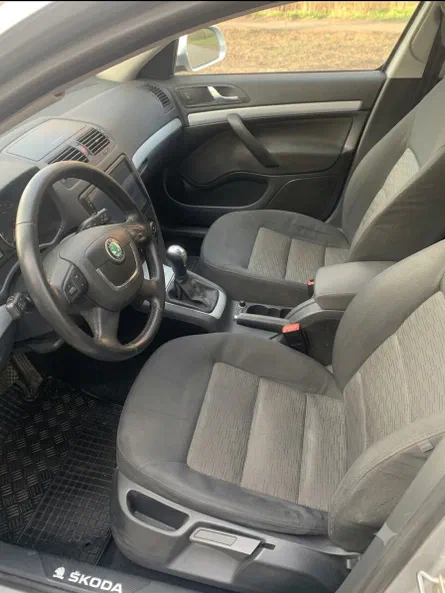 Skoda Octavia 2010 - 3