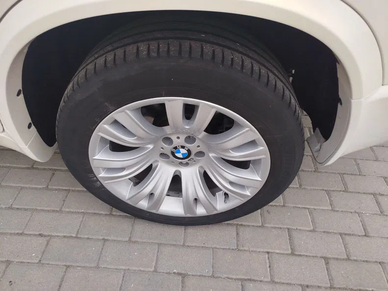 BMW X5 2012 - 17