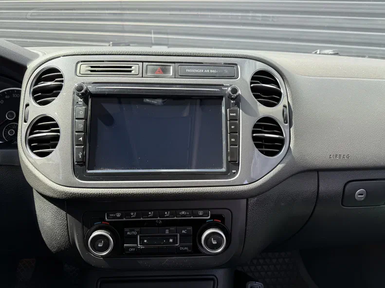 Volkswagen Tiguan 2012 - 9