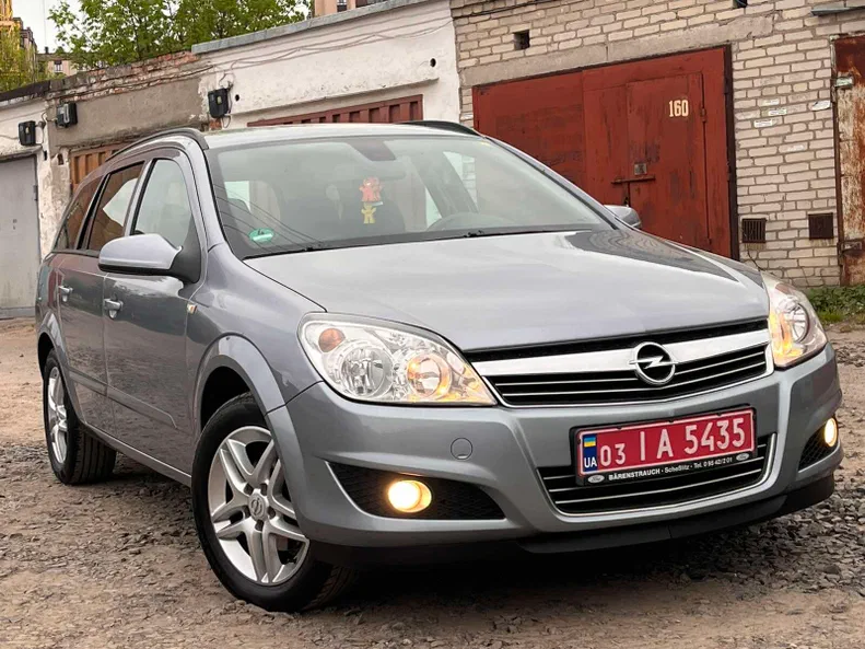 Opel Astra 2009 - 8