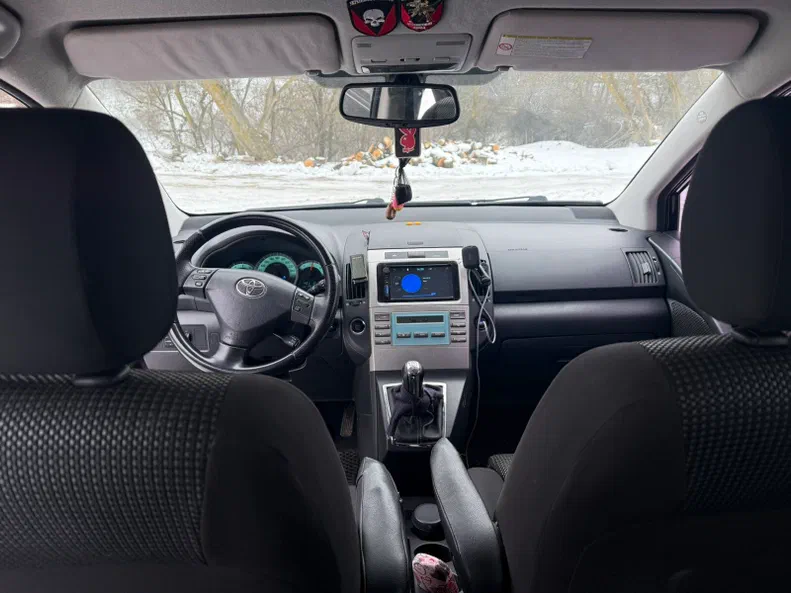 Toyota Corolla Verso 2007 - 9