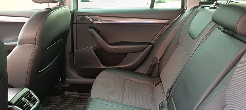 Skoda Octavia 2019 - 17