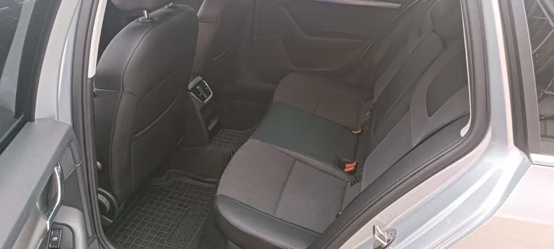 Skoda Octavia 2019 - 16