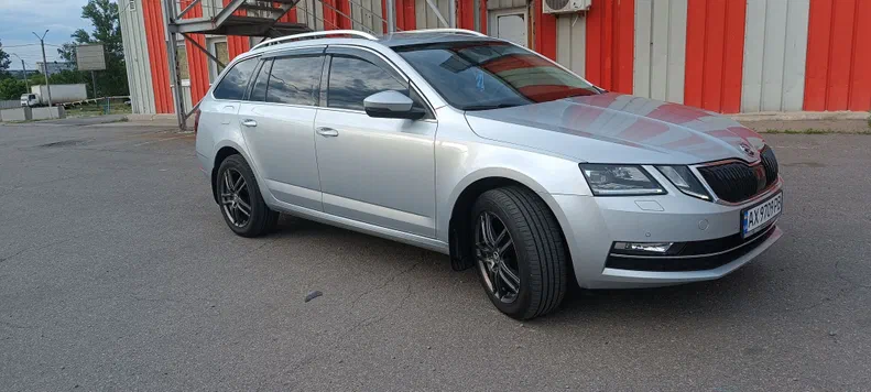 Skoda Octavia 2019 - 6