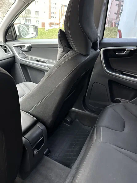 Volvo XC60 2015 - 18