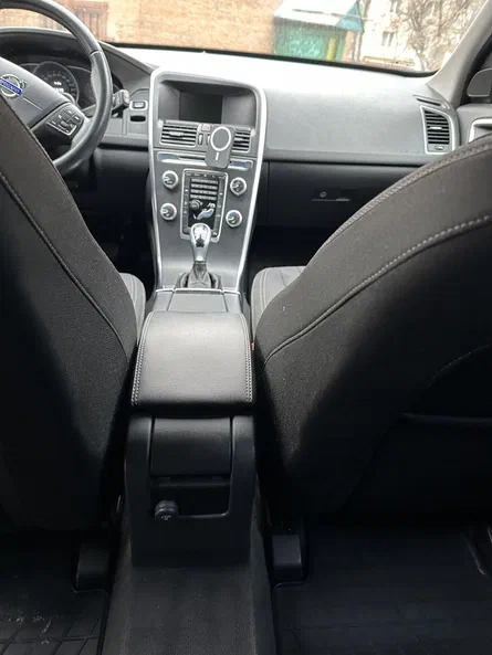 Volvo XC60 2015 - 19