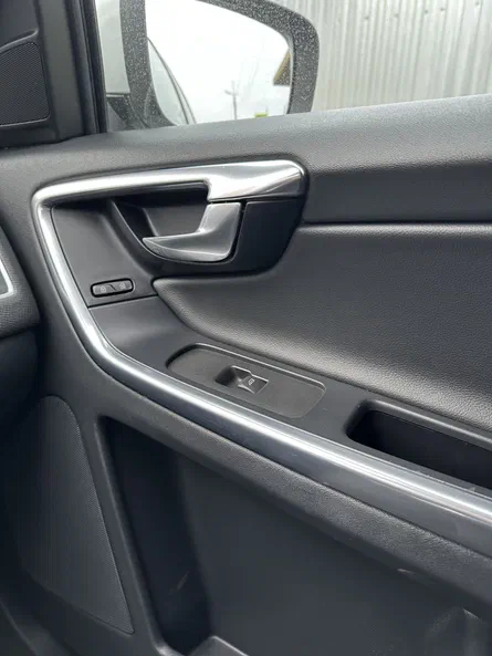 Volvo XC60 2015 - 21