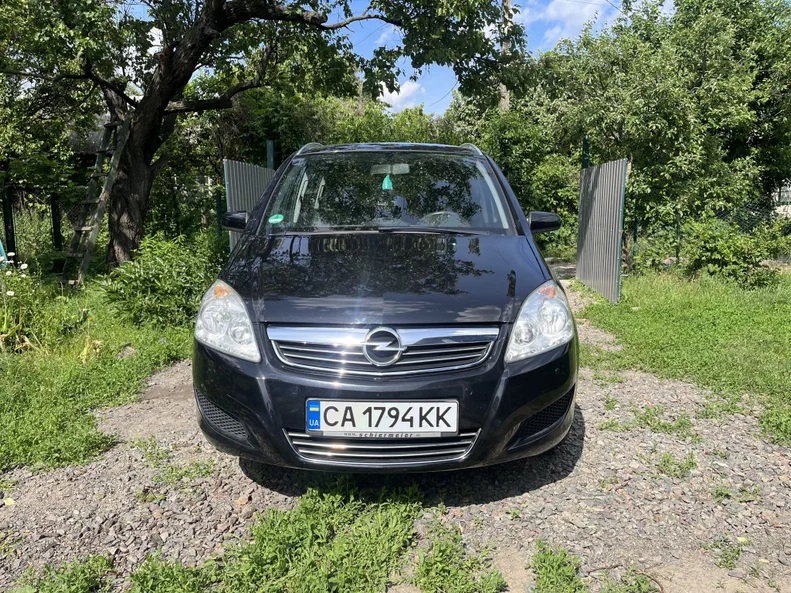 Opel Zafira 2009 - 8
