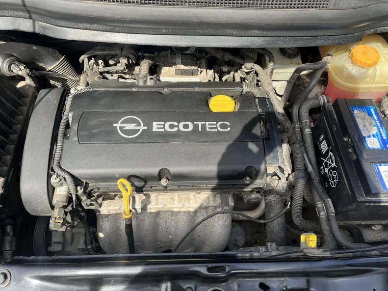 Opel Zafira 2009 - 3