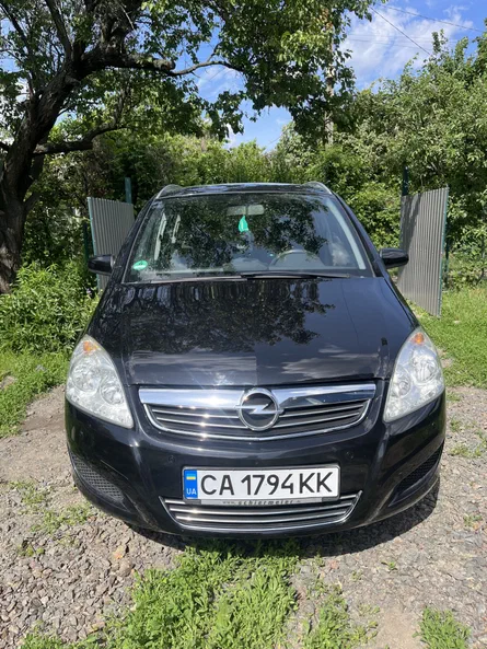 Opel Zafira 2009 - 5