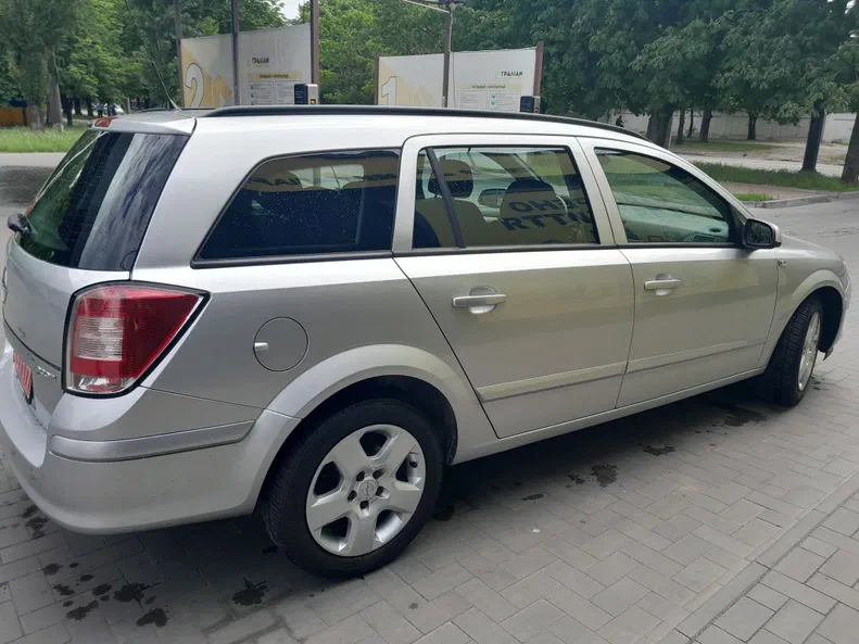 Opel Astra 2009 - 6