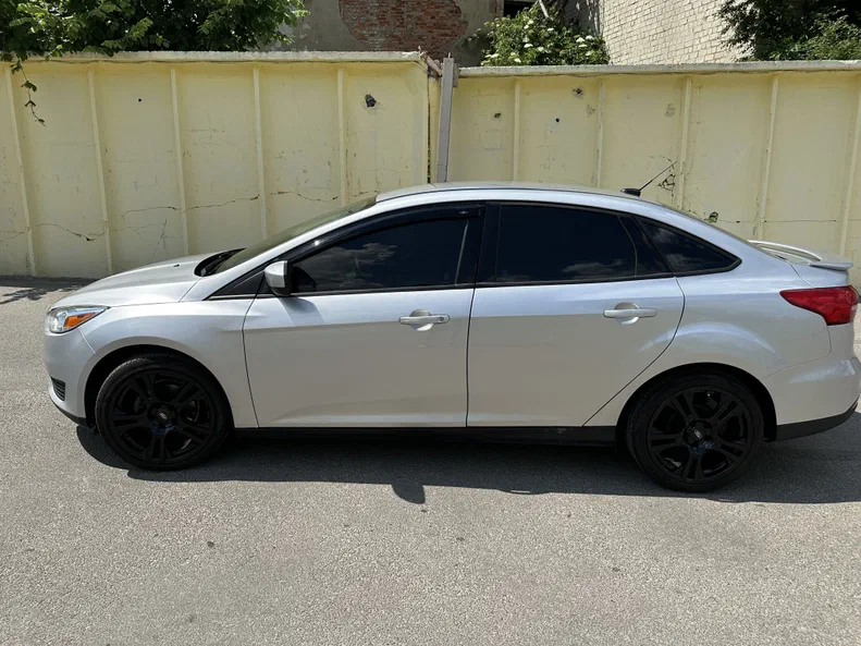 Ford Focus 2017 - 2