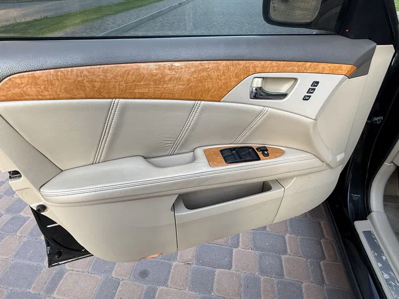 Toyota Avalon 2006 - 10