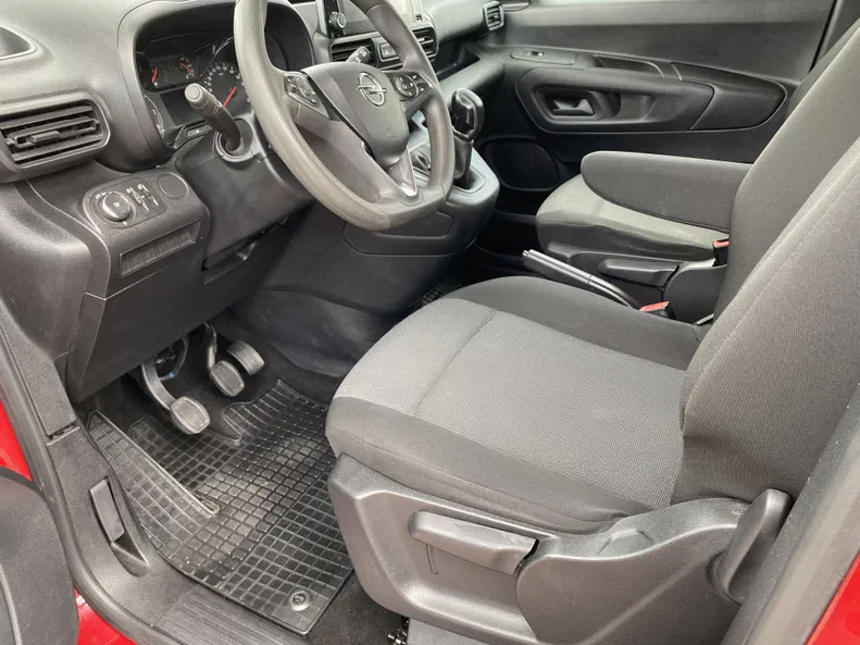 Opel Combo 2021 - 13