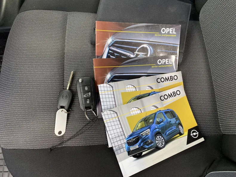 Opel Combo 2021 - 10