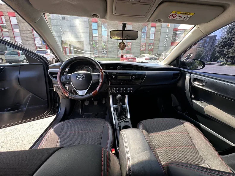 Toyota Corolla 2014 - 15