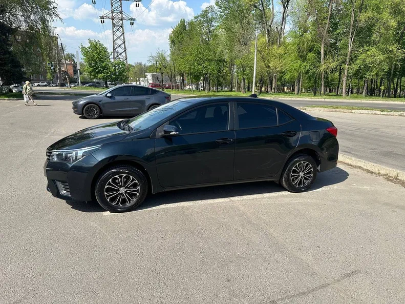 Toyota Corolla 2014 - 8