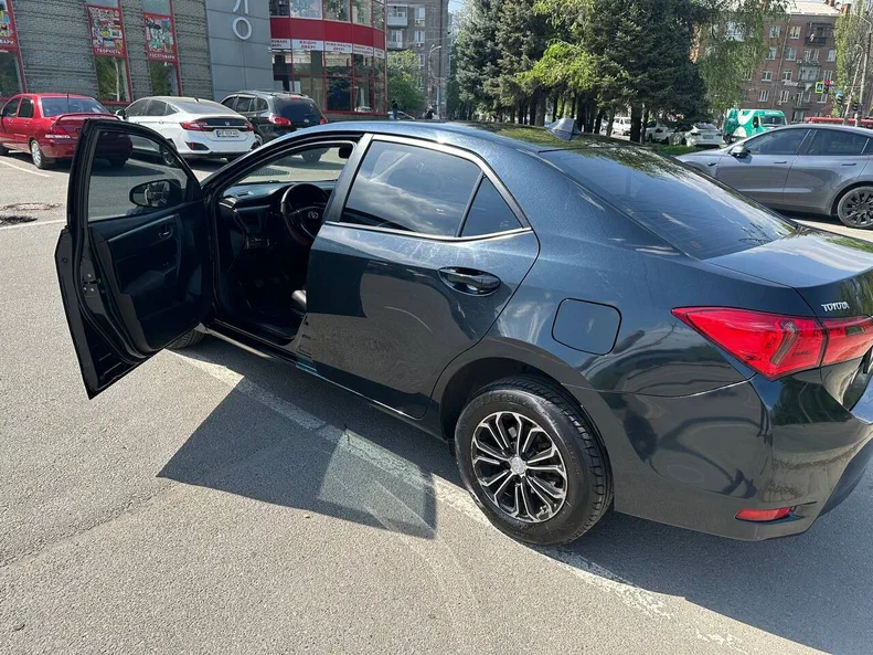 Toyota Corolla 2014 - 13