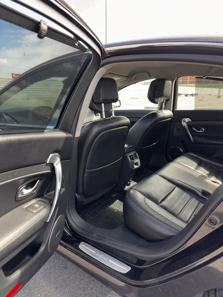 Renault Latitude 2011 - 28