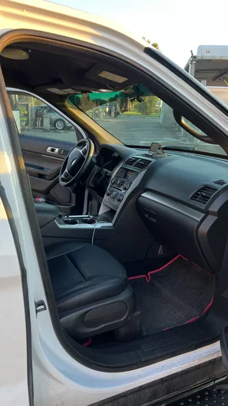 Ford Explorer 2015 - 8