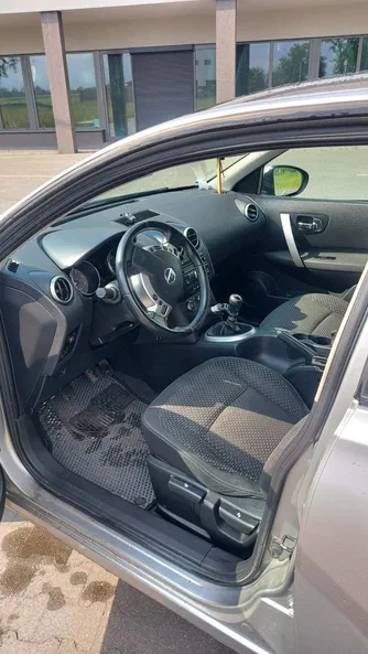 Nissan Qashqai 2009 - 4