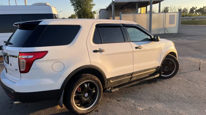Ford Explorer 2015 - 7