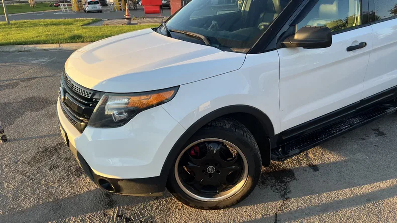 Ford Explorer 2015 - 23