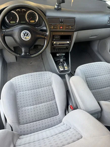 Volkswagen Bora 2000 - 2