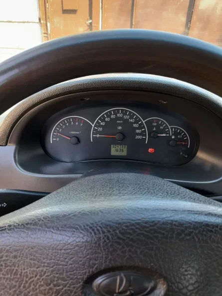 Lada (ВАЗ) Priora 2010 - 5