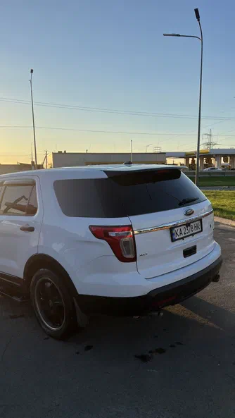 Ford Explorer 2015 - 15