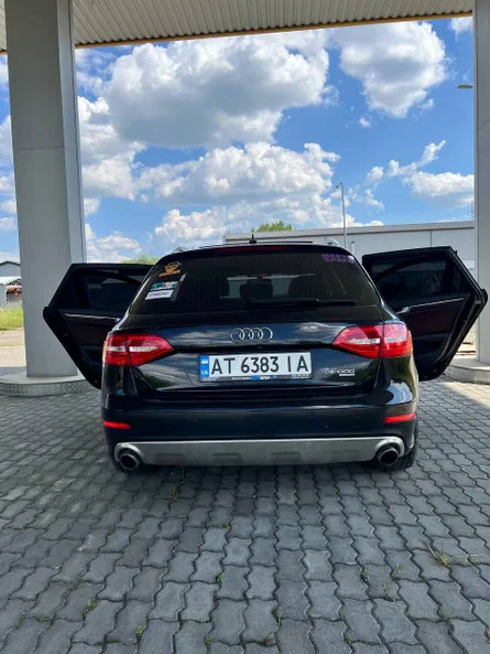 Audi A4 allroad 2013 - 1