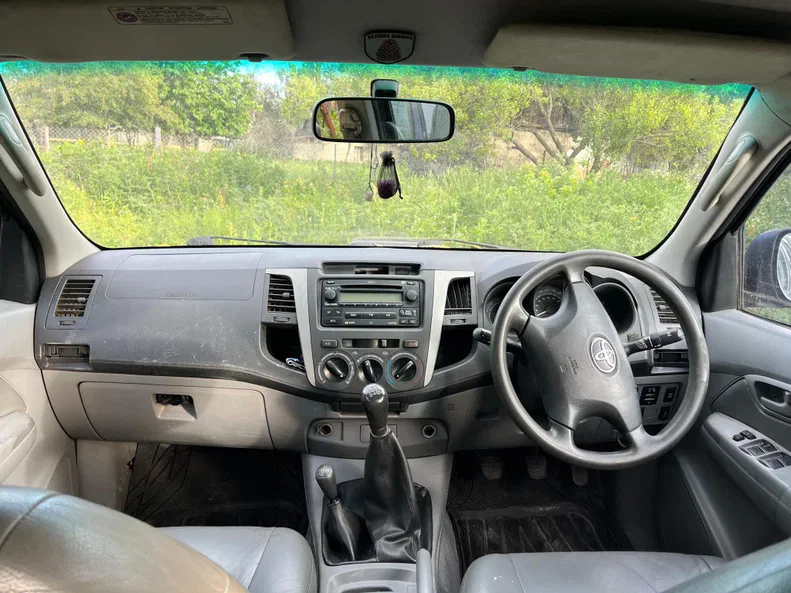Toyota Hilux 2006 - 6
