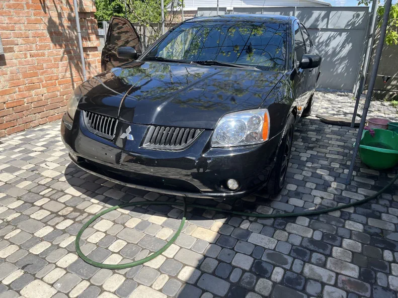 Mitsubishi Galant 2005 - 1