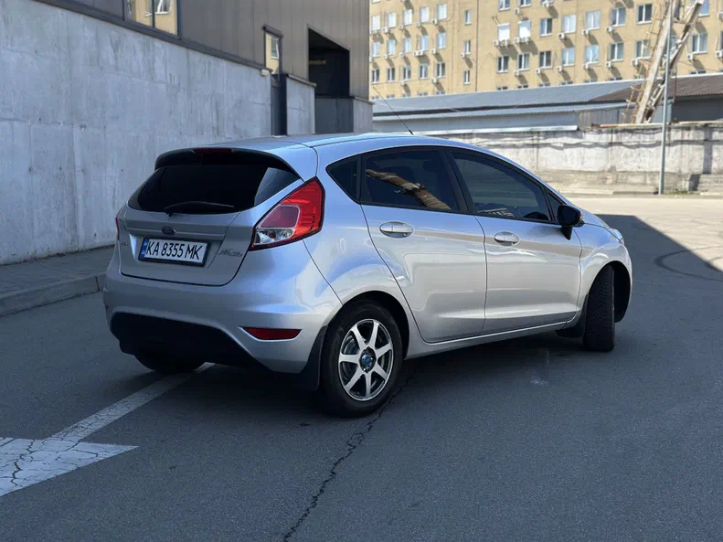 Ford Fiesta 2013 - 3