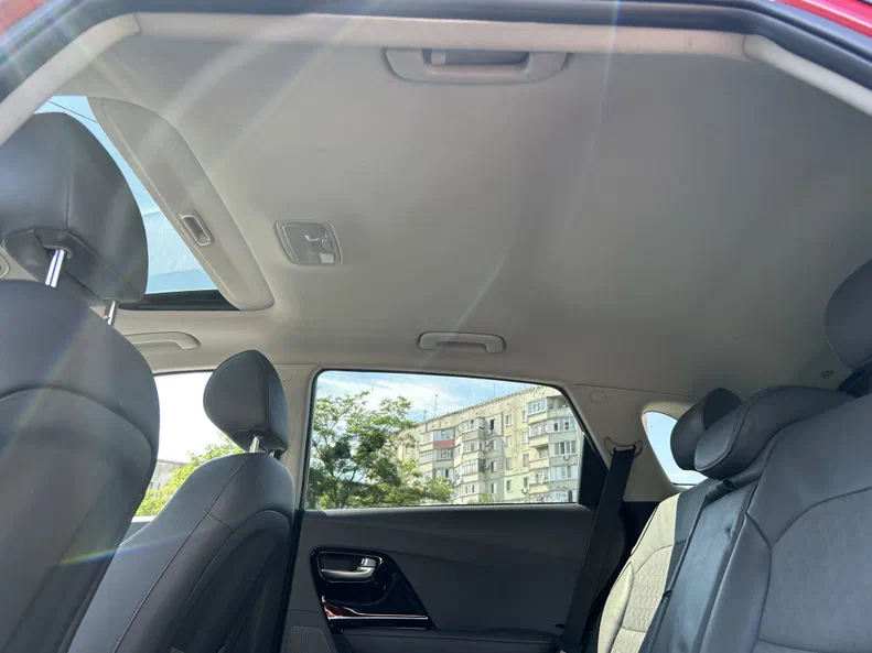 Kia Niro 2016 - 16
