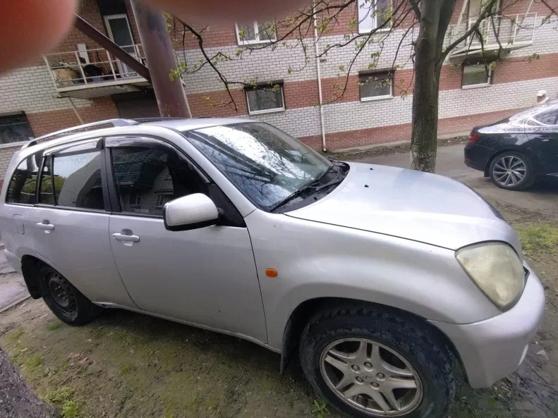 Chery Tiggo (T11) 2008 - 3