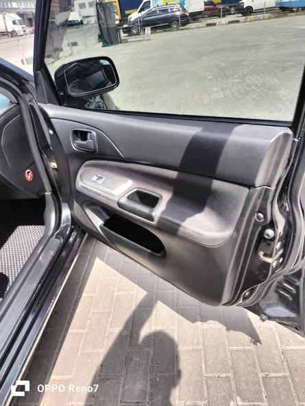 Mitsubishi Lancer 2008 - 8