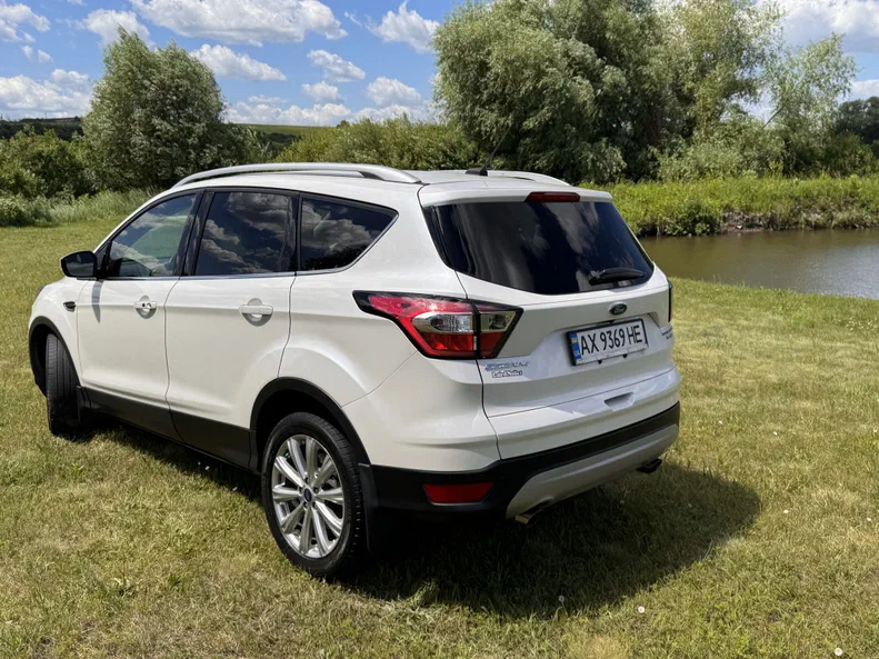 Ford Escape 2017 - 4