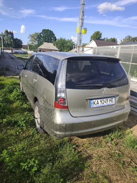 Mitsubishi Grandis 2006 - 3