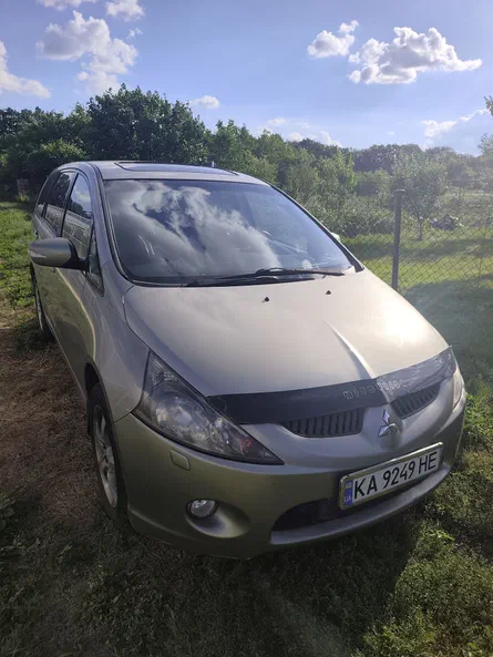 Mitsubishi Grandis 2006 - 0