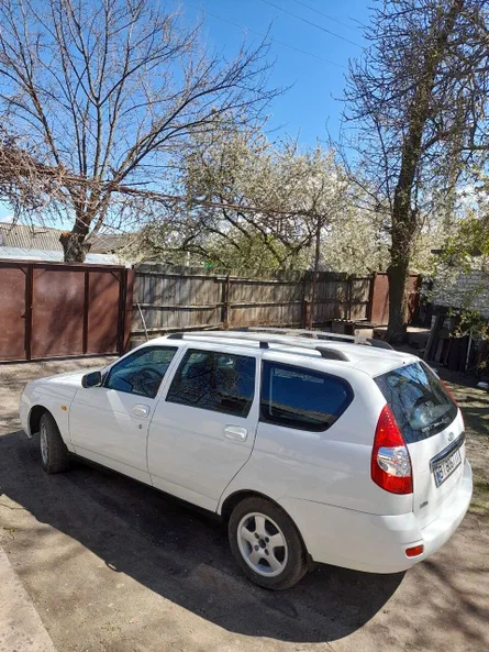 Lada (ВАЗ) Priora 2010 - 8