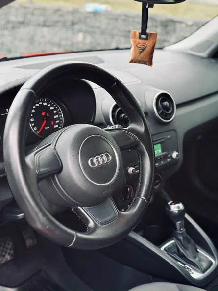Audi A1 2012 - 18
