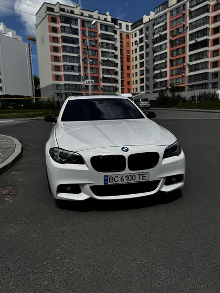 BMW 5 серія 2015 - 0
