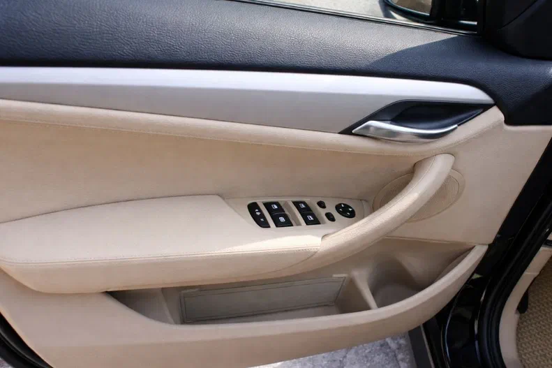 BMW X1 2014 - 6
